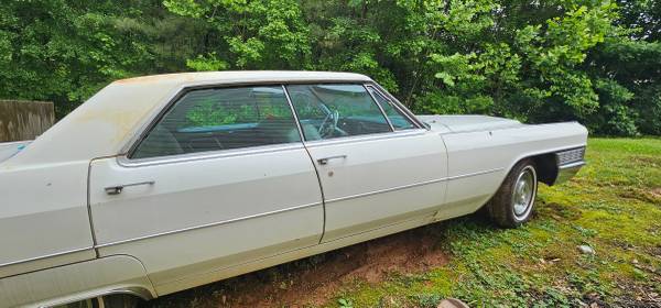 1965 cadillac deville sedan - $7,800 (Flowery branch)63612694547971121