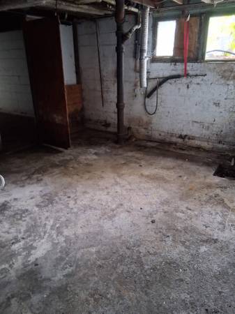$35,000 / 4br - 1554ft2 - 4 bed 2 bath house 🏠 in Saginaw, MI $35,00064198881881857122