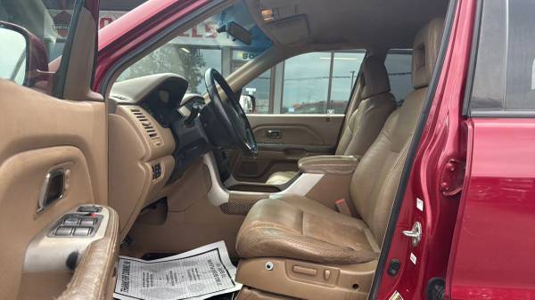 POST FALLS MOTORS. COM 2004 Honda Pilot EX-L Sport Utility 4D208-964-0 - $4500.00 (POST FALLS IDAHO)63613039908099124
