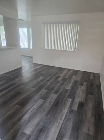 $1,089 / 2br - 2BR/1BA | In-Unit W/D Hookups | New Floors | Section 8 OK63952520501250120
