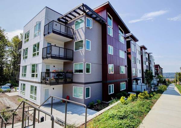 $1,901 / 1br - 734ft2 - Hardwood Inspired Flooring, Bike Lockers, A Must See (Cascade)64031311918595120
