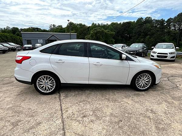 2012 Ford Focus SEL Sedan - $4999.0063620301772547124