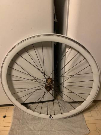 700c White Deep V Front Bike Wheel 1
