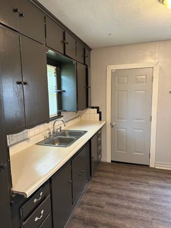 $895 / 2br - 925ft2 - 308 SW 44th Street (SW OKC)63670502950787123