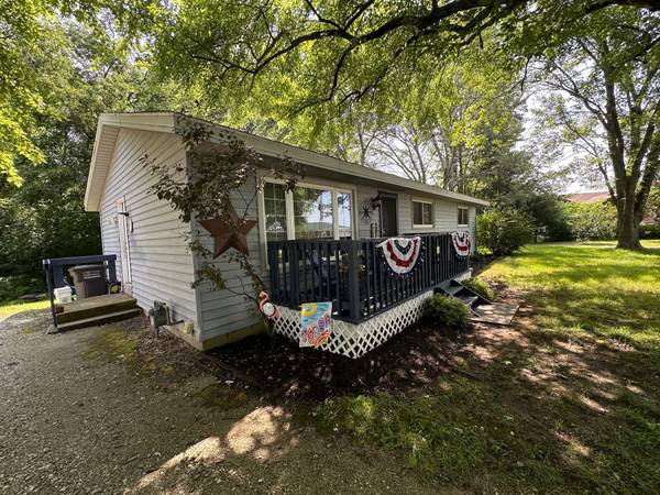 $264.900 / 2 hab - 1707 pies² - Casa tipo rancho bien mantenida cerca de la frontera entre Illinois y Wisconsin (Genoa City)63386485934593122