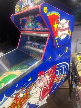 Williams slugfest cash o intercambio de pinball - $2.200 (san mateo)63471459182723121