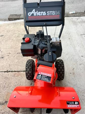 Ariens Snow Blower 1
