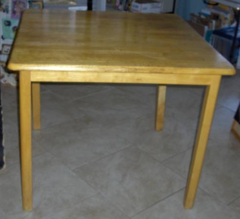 Dining Table 35 x 35 x 29 1