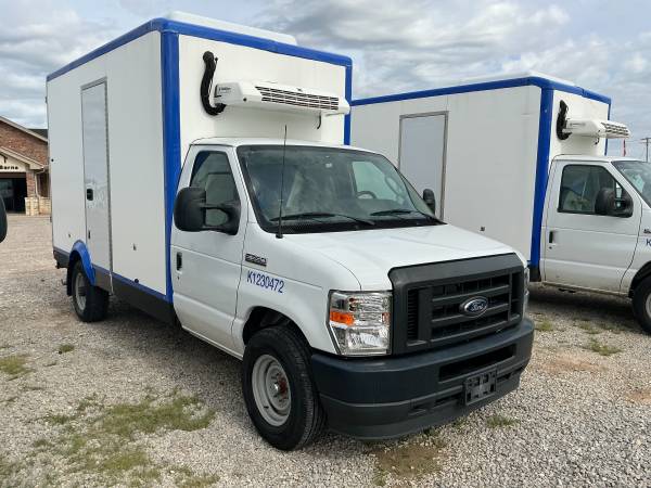 2023 Ford E350 7.3L - Photo 3