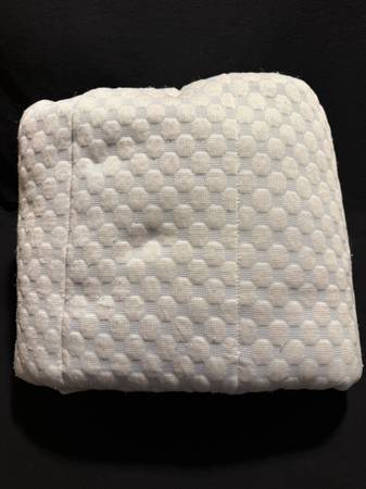 Twinn XL Cooling Mattress Pad 1