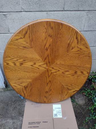 Used NEW WITH TAGS NEVER USED OAK KITCHEN DINING ROOM TABLE TOP — $125 in Huntington-Ashland