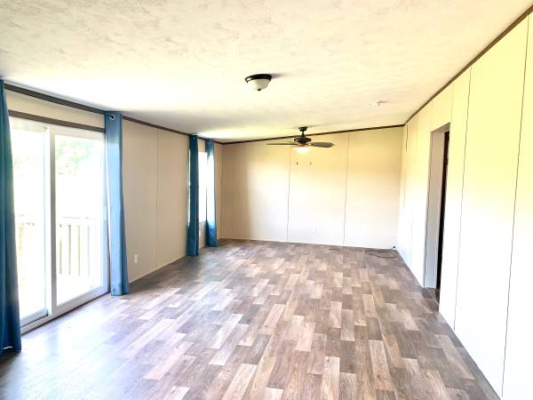 $225,400 / 1456ft2 - 3 bedroom 2 bath 2 car garage on 1.25 acres (Cleveland)63906677543554121