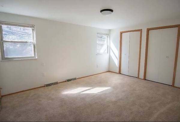$1650.00 / 1br - Quiet & Cozy 1 Bed w/ Shared Bathroom in Mars PA - Available 10/13 - $64013373486850121
