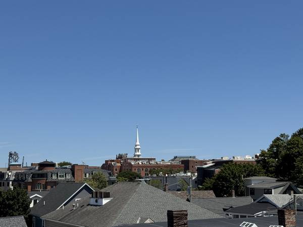 $4000.00 / 2br - 1010ft2 - Bright and Spacious 2-Bed, 2-Bath Corner Apartment in Brand-New Buildi63931924218114122