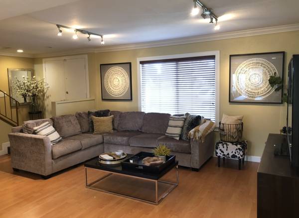 $1,300 Beautiful room for rent in peaceful, quiet home with pool (san jose south)63946803422338120