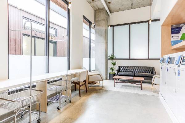 $1,775 / 1br - 808ft2 - Sophisticated 1 BR-Biophilic Design & Open-Air Atrium Bliss (Elliot/Boise)63820795572867121