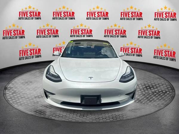 2020 Tesla {{vehicle.model}} BAJOS PAGOS INICIALES!!!!!!!!!!! Eléctrico de Autonomía Estándar - $24,995 (Five Star Auto Sales De Tampa)63443331312259121
