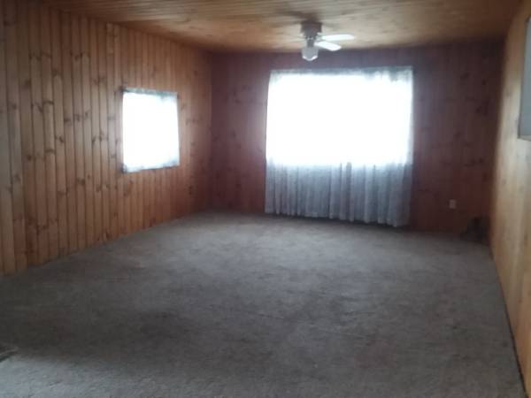 $800 / 2br - House for rent 2 bed, one bath (Spruce)64037724397953124