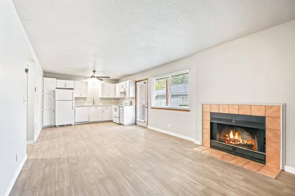 $1,625 / 2hab - 960ft2 - Lavadora y Secadora en la Unidad, Instalación de Cuidado Infantil en el Sitio, Espacio de Cocina Abierta (Vancouver)63672564693889121