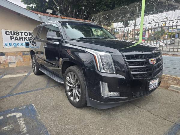 2020 CADILLAC ESCALADE LUXURY 1 OWNER VEHICLE! - $27,900 (Los Angeles)63441097791491122