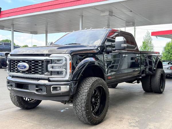 2023 Ford F-450 Super Duty - Photo 6