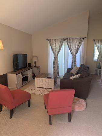 1 Bed/1 Bath Available in 2 Bed/2 Bath Condo in Carlsbad 1
