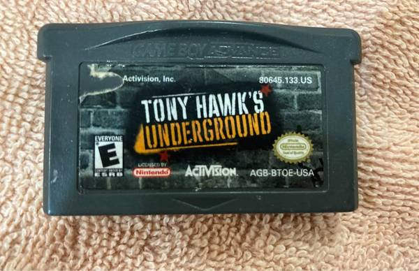 Tony Hawk's Underground Gameboy Advance AGB-BTOE-USA 1
