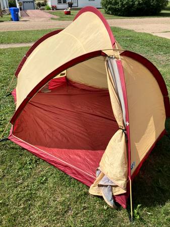 Backpack tent 1
