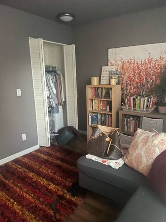 $1,000 / 2br - 1168ft2 - I have an extra room/bath to rent (Wilsonville)64039055459587122