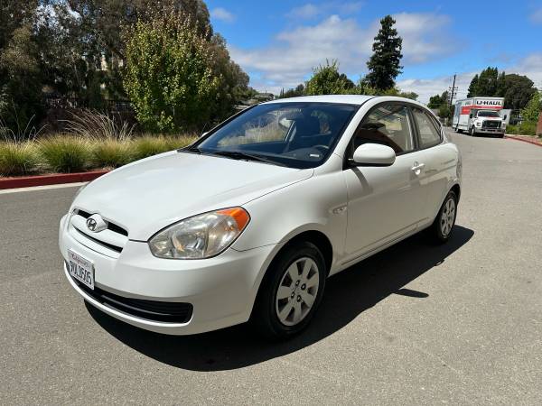2010 Hyundai Accent blue Edition - $4,200 (Hayward)63470420728067120