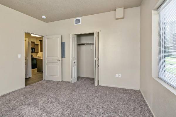 $1,485 / 1br - 780ft2 - Unbeatable 1 BR/1 BA Retreat with Fitness Center Access (Meridian)63794945611137123