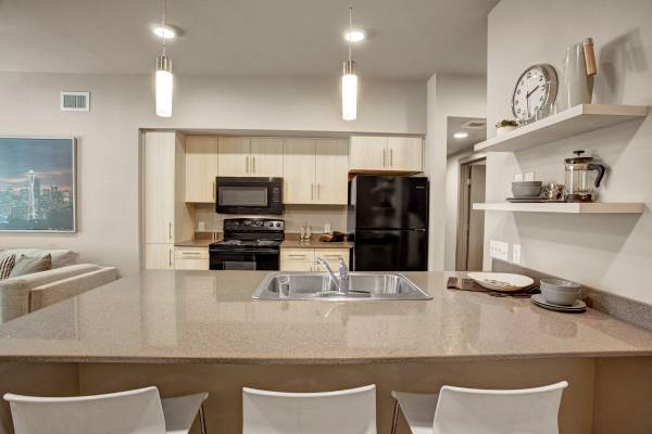 $1,599 / 2br - 1005ft2 - TWO MONTHS FREE?? FIND OUT MORE! CALL/EMAIL (MOSES LAKE)63793087335041124
