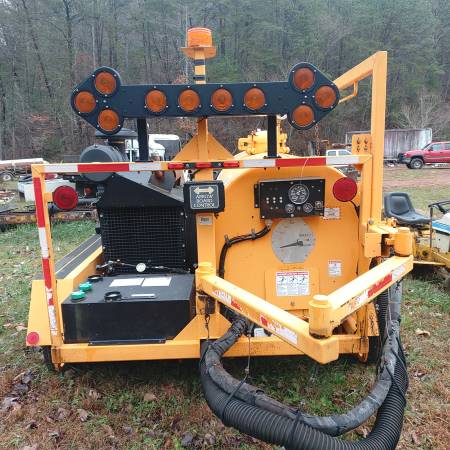 Leeboy 2000 tack & chat machine 1