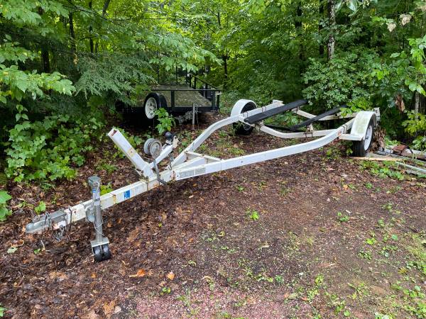 Up to 18 ft heavy duty boat trailer 1