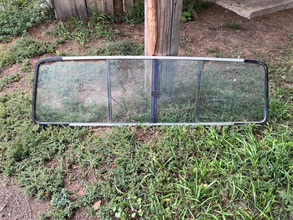 1980-86 ford rear window 1