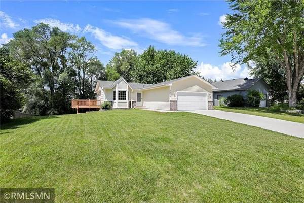 2036 Wenz Ave 1