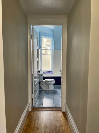$3,850 / 1br - 850ft2 - Top-Floor w/ View of Alamo Square Park (alamo square / nopa)63682888799235124
