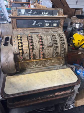 Antique Cash Register 1
