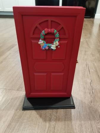 Red Christmas Door picture holder stand 1