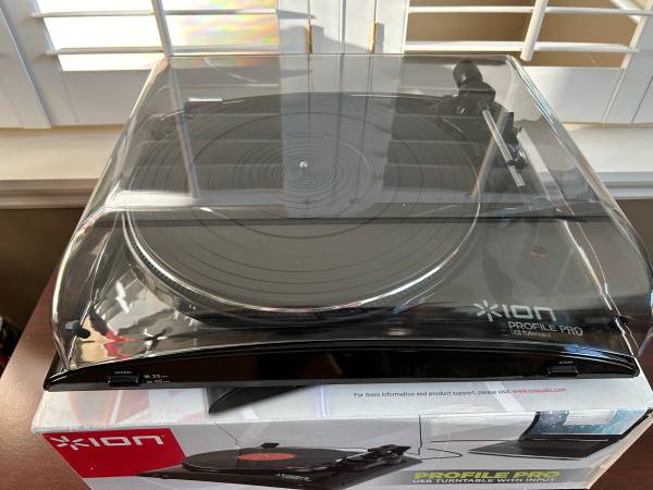 ION Profile Pro USB Turntable (Convert your LPs to MP3) - $40 (Fairfield Township)63437556437635123