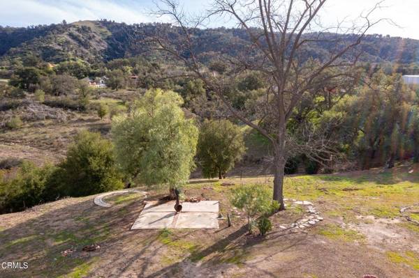 $495,000 Approximately 1.87 acres of improved land in Ojai (Ojai)63668270819459123