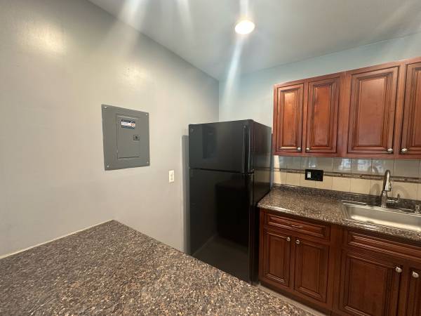 $2,375 / 2br - 929ft2 - For Rent by Owner (Fairfax)63822011598595123