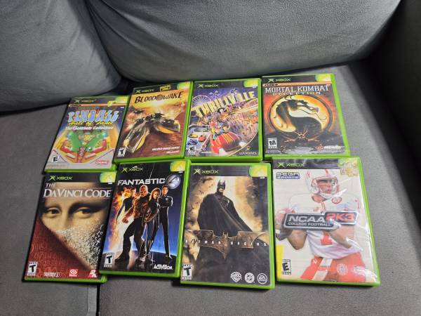 8 Xbox Games Bundle of Xbox - $60 (Hayward)