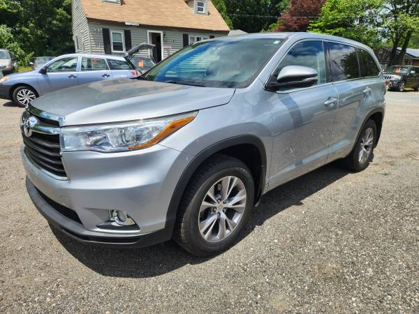 2015 TOYOTA HIGHLANDER LE PLUS 1