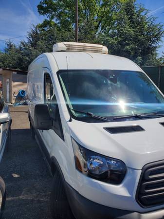 2015 Ford T-250 Freezer - $28,995 (Brooklyn)63614224032001122