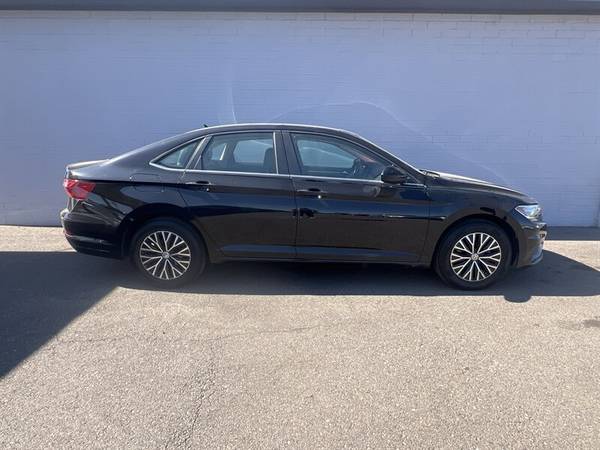 2019 Volkswagen Jetta S    1