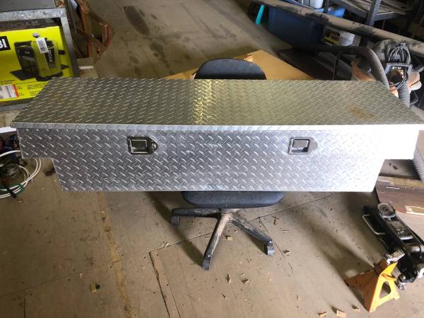 Pickup bed tool box 1