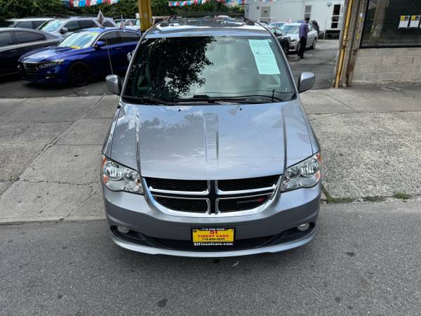 2019 Dodge Grand Caravan SXT - $9,995 (Brooklyn)63654711128451121