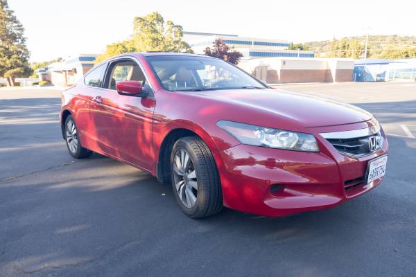 Honda Accord Coupe 2012 EX-L, 83 000 millas, guardado en garaje - 11 250 USD (san josé sur)63470419447811120