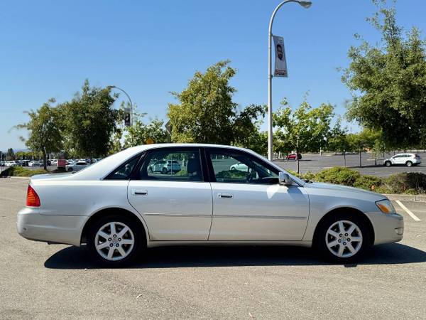 2001 Toyota Avalon XL Título Limpio Cuero Techo Solar Automático camry - $2,500 (Hayward)63617492289411123